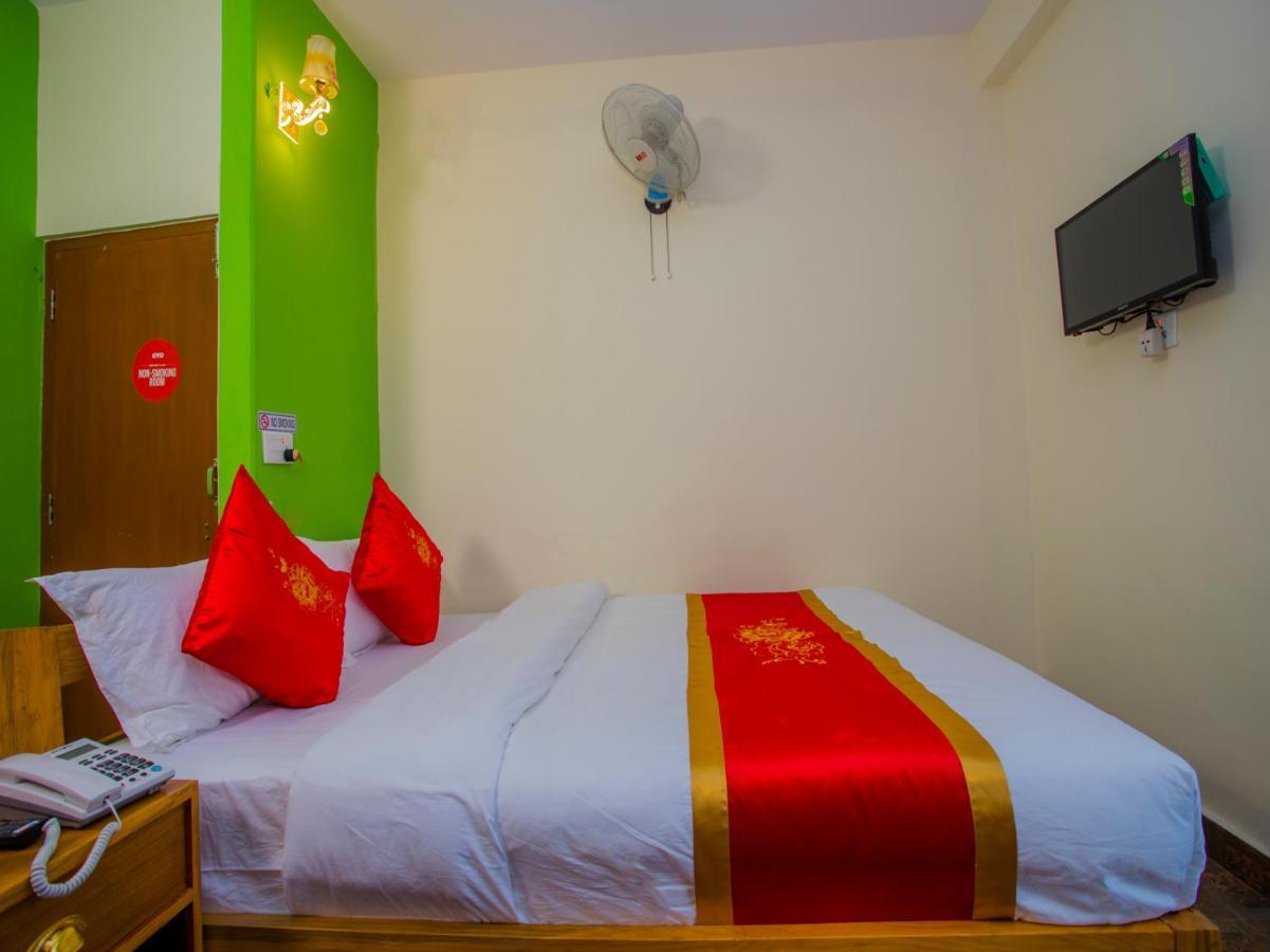 פוקהרה Hotel Fewa Corner & Restro מראה חיצוני תמונה