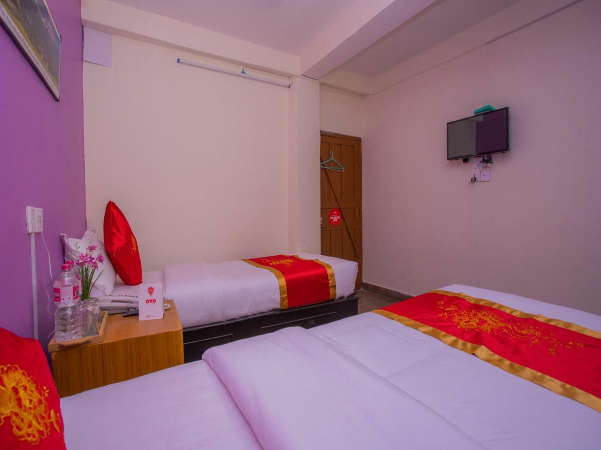 פוקהרה Hotel Fewa Corner & Restro מראה חיצוני תמונה