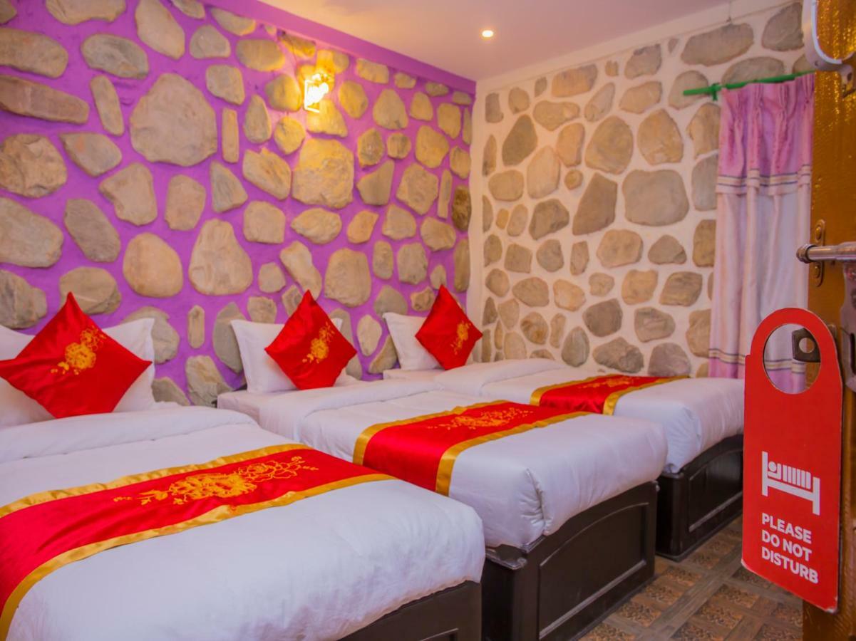 פוקהרה Hotel Fewa Corner & Restro מראה חיצוני תמונה