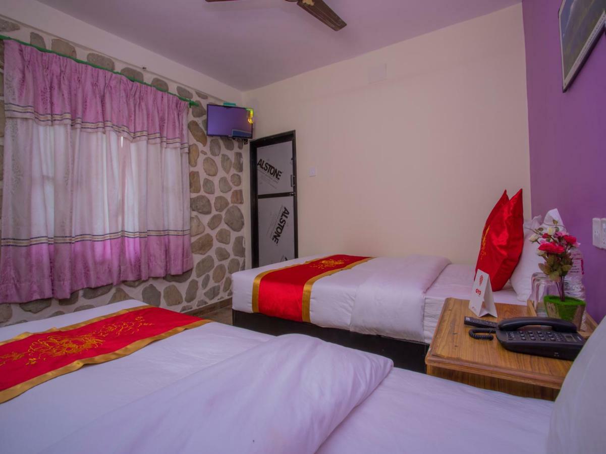 פוקהרה Hotel Fewa Corner & Restro מראה חיצוני תמונה